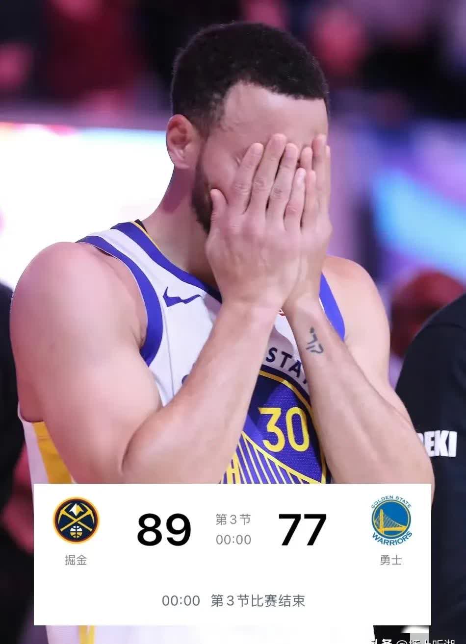 开云体育-勇士教练压力巨大！，穆古鲁扎遭遇十五持续失利引发球迷热议-开云体育